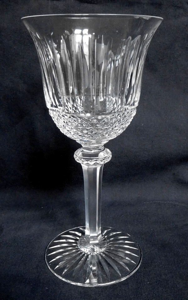 St Louis crystal wine glass, Tommy pattern - signed - 15.1cm