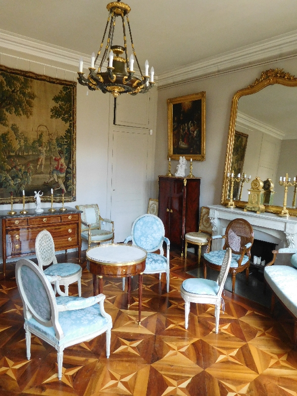 Jean Baptiste III Lelarge : paire de chaises d'époque Louis XVI cannées estampillées