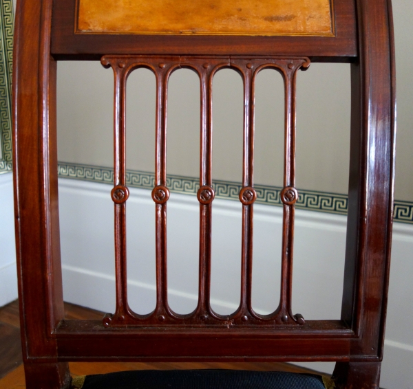 Georges Jacob : suite de 4 chaises à l'étrusque d'époque Directoire en acajou et crin de cheval