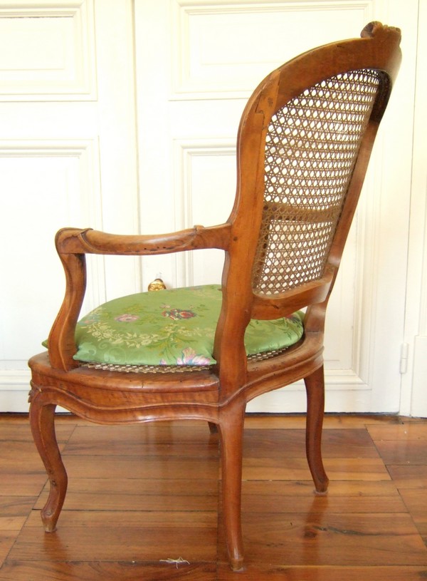 Set of 4 cane Louis XV walnut armchairs stamped Pillot - 18th century