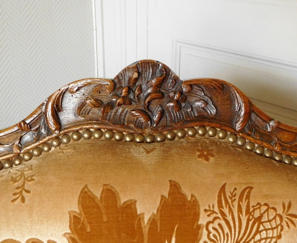 Salon de 4 fauteuils à la Reine d'époque Louis XV - travail lyonnais attribué à Pierre Nogaret