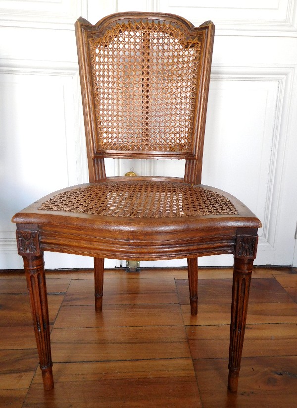 Série de 6 chaises cannées de salle à manger d'époque Louis XVI