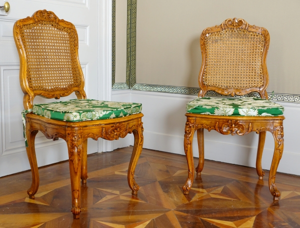 Set of 6 Louis XV cane chairs, mid 18th century circa 1750