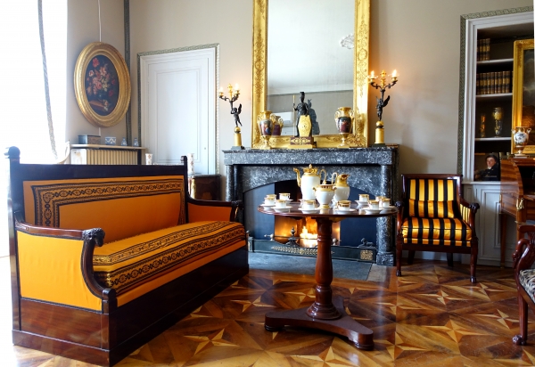 Empire mahogany bergere / desk armchair attributed to Jacob Frères