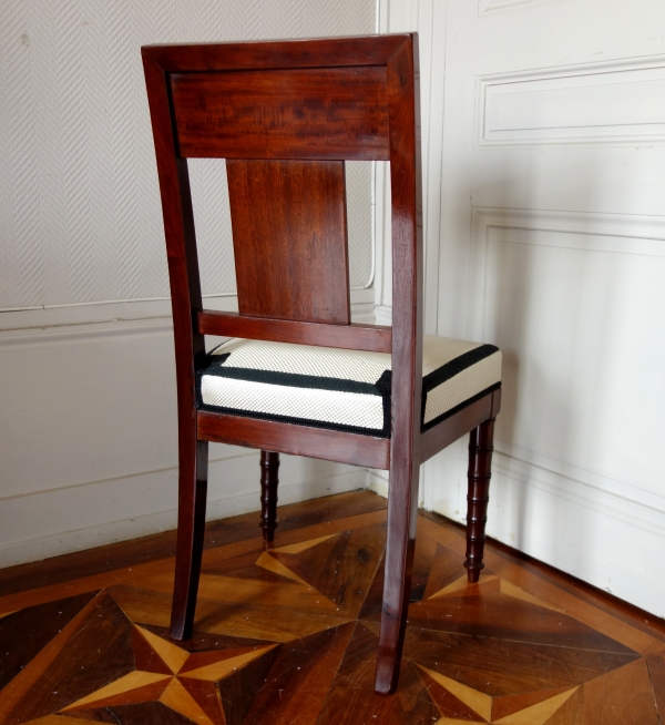 Chaise à l'antique en acajou à pieds bobines d'époque Consulat, attribuée à Jacob Frères