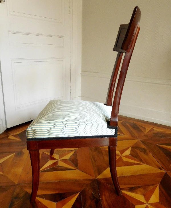 Georges Jacob : paire de chaises Klismos à l'antique en acajou estampillées