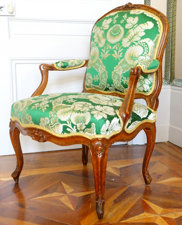 Henri Amand : Louis XV armchair stamped - 18th century circa 1760