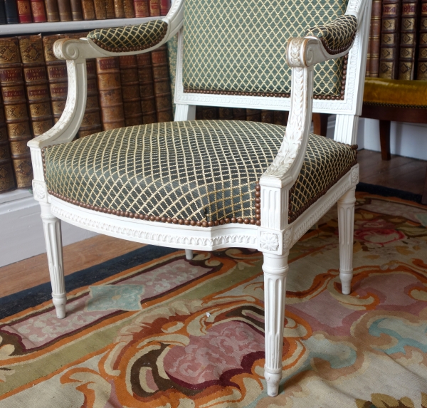 Louis XVI so-called a la Reine armchair, 18th century - attributed to Claude Sené