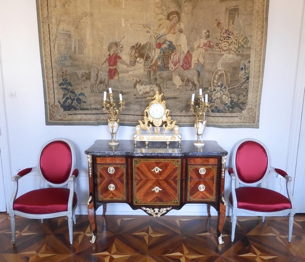 Pair of Louis XVI cabriolet armchairs - burgundy satin, 18th century