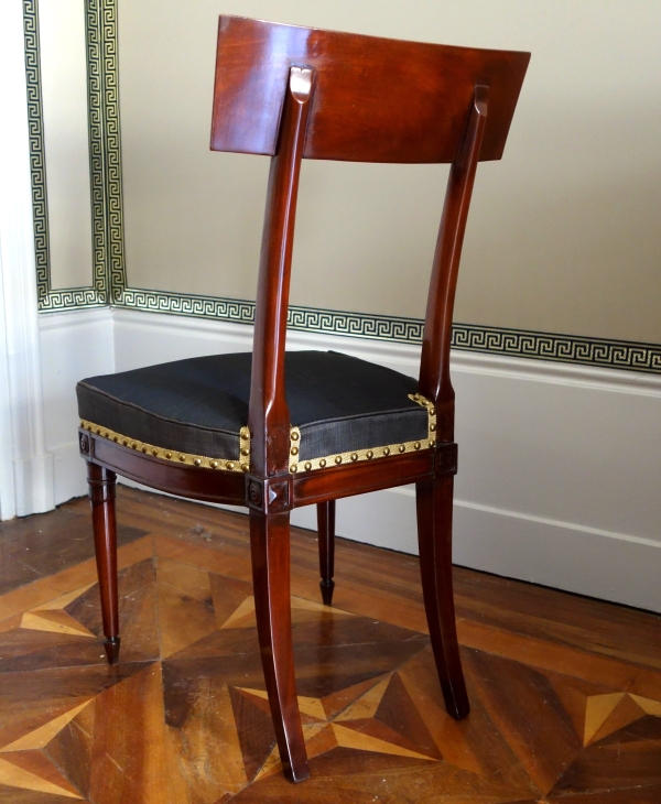 Paire de chaises à l'étrusque en acajou d'époque Directoire, couverture en crin de cheval