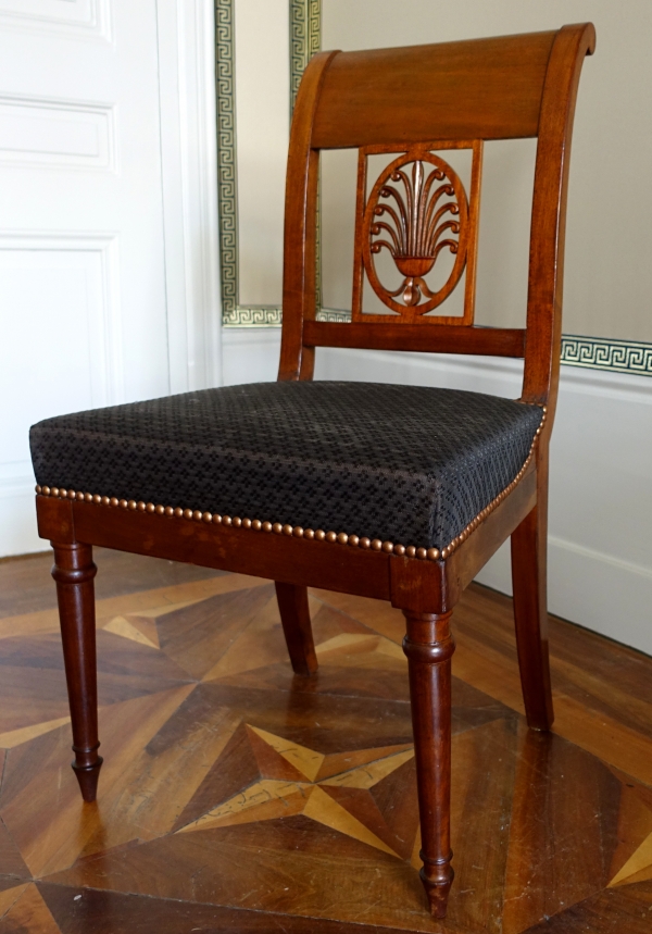 Jacob Desmalter : pair of Empire mahogany chairs, horsehair cover - signed