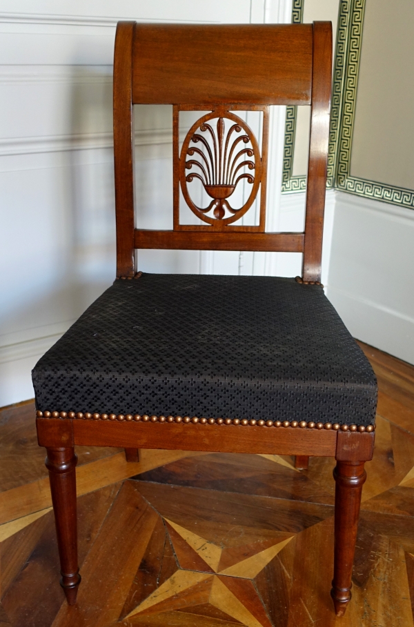 Jacob Desmalter : pair of Empire mahogany chairs, horsehair cover - signed