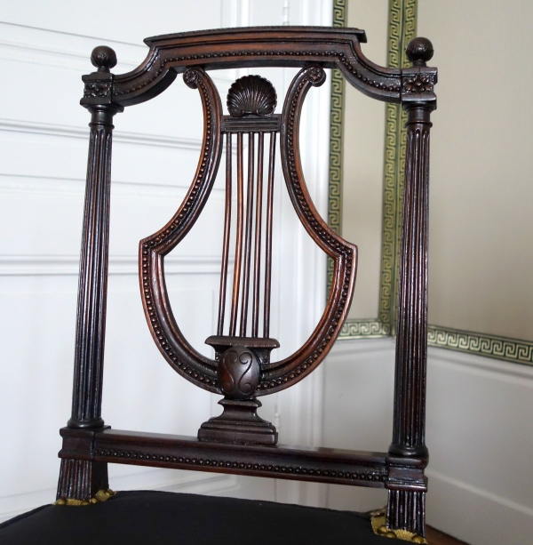 Compiegne - Mobilier de l'Empereur, paire de chaises lyre acajou époque Louis XVI par Deshayes