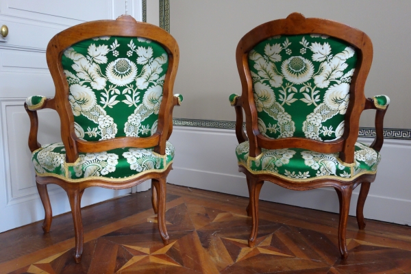 Pierre Nogaret - pair of Louis XV cabriolet armchairs - stamped
