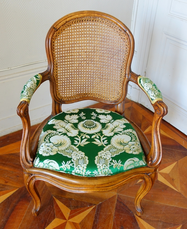 Sulpice Brizard : paire de fauteuils cannés d'époque Louis XV - estampillés