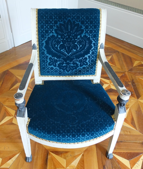 Paire de fauteuils d'époque Consulat en bois laqué, velours frappé Lelièvre-Bonvallet, vers 1800