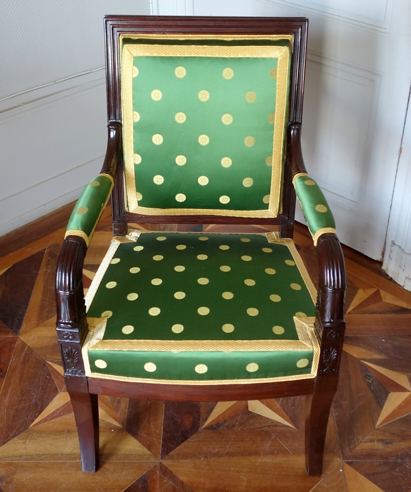 Paire de fauteuils d'apparat en acajou - travail parisien d'époque Empire