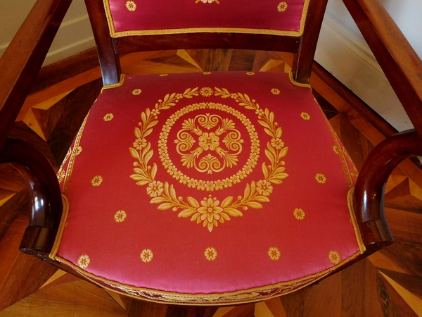 Paire de fauteuils Empire en acajou, fauteuils d'officier en glaive romain - soie ancienne