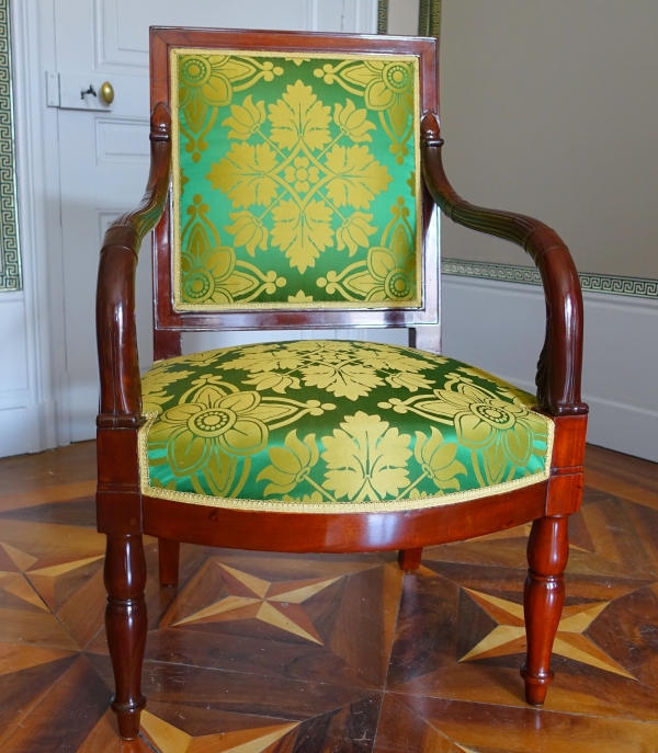 Jacob Desmalter : pair of Empire mahogany armchairs - stamped