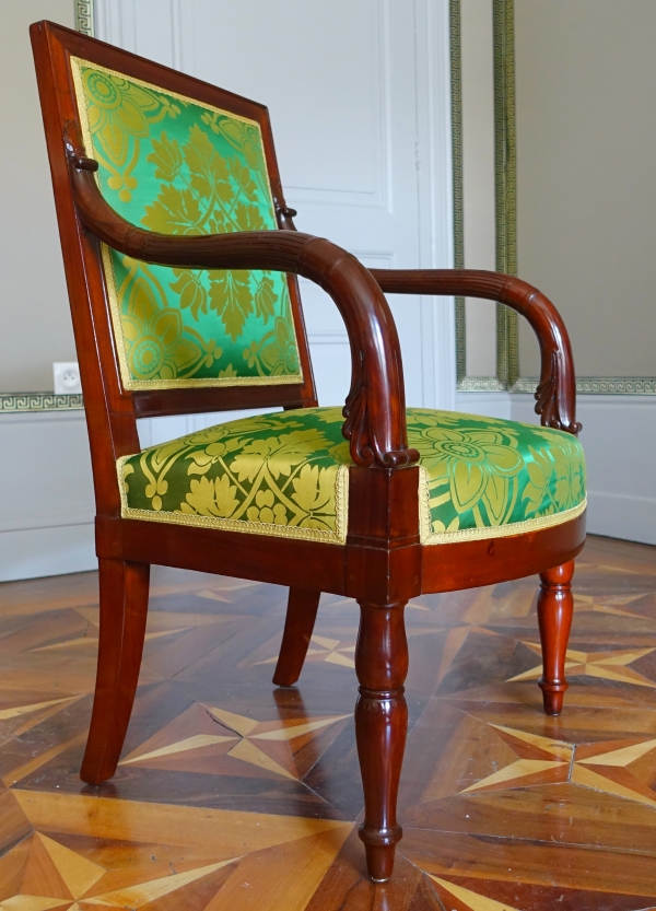 Jacob Desmalter : pair of Empire mahogany armchairs - stamped