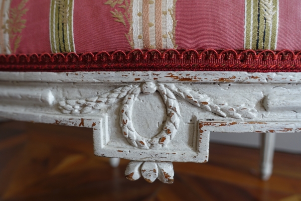 Paire de fauteuils à la Reine d'époque Louis XVI à dossier médaillon