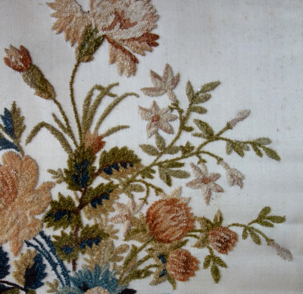 Chenille silk bunch of flowers, Lyon, Empire style, early 19th century circa 1820