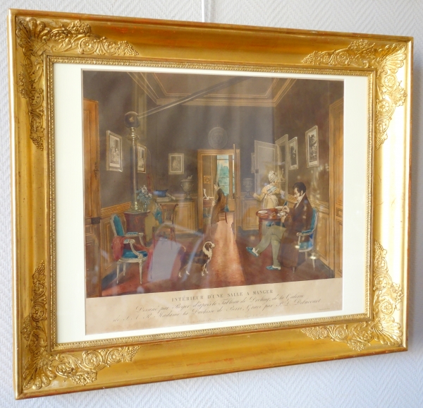 Gravure colorisée d'après Martin Drolling : intérieur de salle à manger Empire - cadre en bois doré