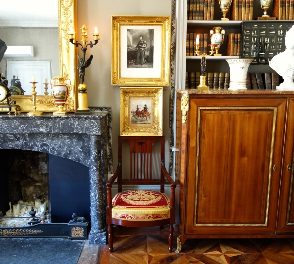 Gravure Royaliste - Louis Philippe Roi des Français, luxueux cadre en bois doré à la feuille d'or