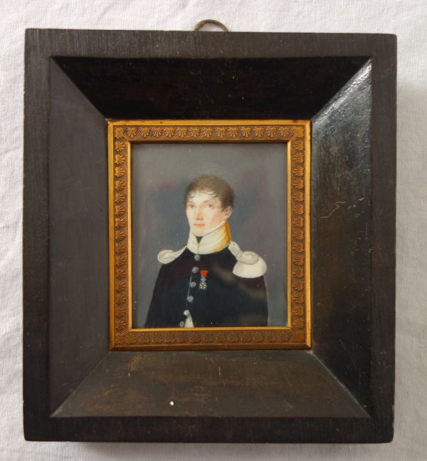 Empire miniature portrait of an infantryman officer - early 19th century