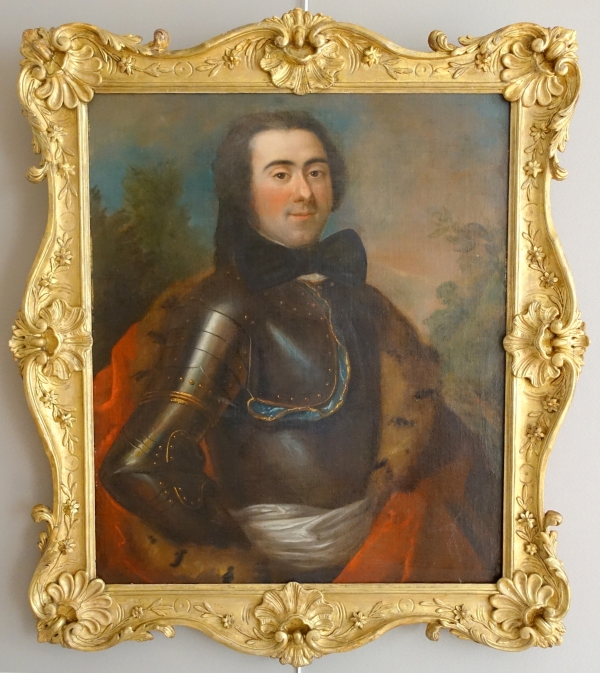 Portrait d'officier aristocrate, cadre en bois sculpté et doré - époque Louis XV - XVIIIe siècle