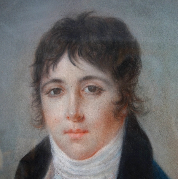 Ecole Française du début XIXe siècle, portrait pastel d'un jeune aristocrate sous l'Empire