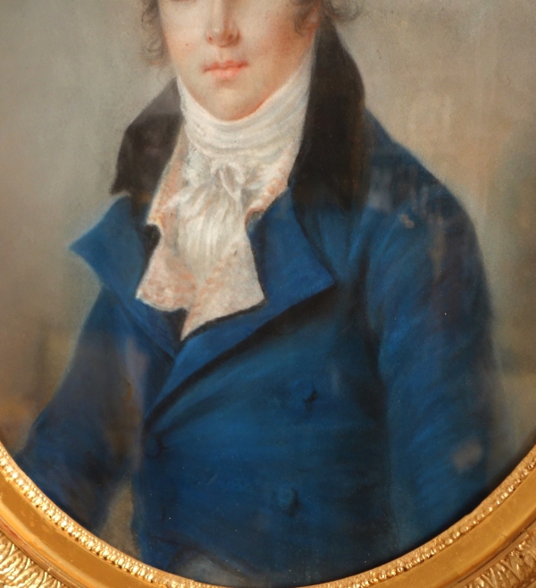 Ecole Française du début XIXe siècle, portrait pastel d'un jeune aristocrate sous l'Empire