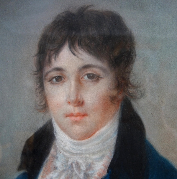 Ecole Française du début XIXe siècle, portrait pastel d'un jeune aristocrate sous l'Empire