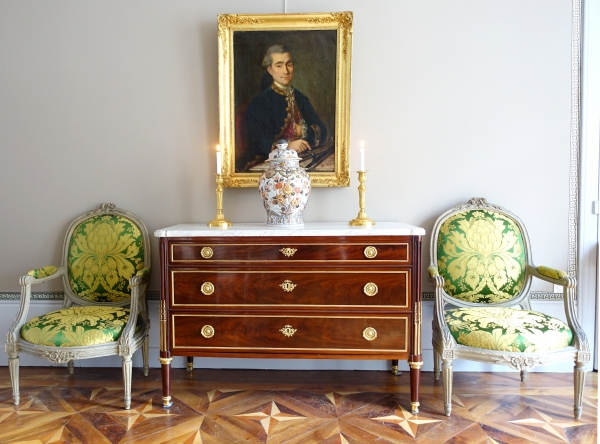 Portrait of an French Naval officer, Louis XV oil on canvas - 75cm x 97cm