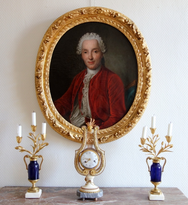 Ecole Française du XVIIIe siècle, portrait de gentilhomme d'époque Louis XV - huile sur toile