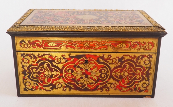 Détail — Vervelle Aîné : boîte à thé en marqueterie Boulle, époque XIXe siècle vers 1840 - 1850