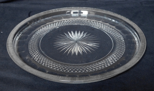Détail — Plat rond en cristal taillé du Creusot époque Charles X - début XIXe vers 1820 - 1830