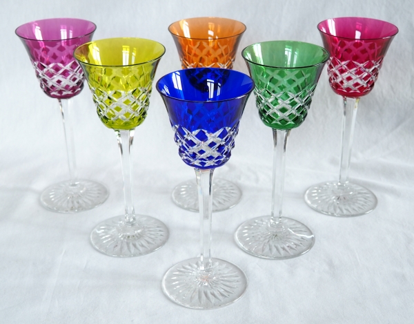 Détail — 6 verres à vin du Rhin en cristal de Baccarat modèle Burgos - 19,5cm