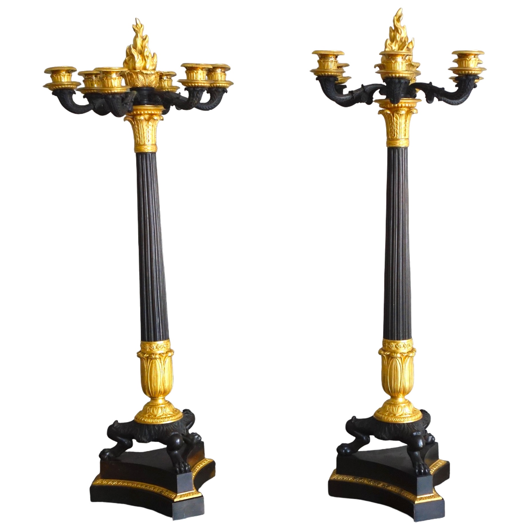 Paire de grands candélabres 6 feux en bronze patiné & doré mercure, époque Empire Restauration