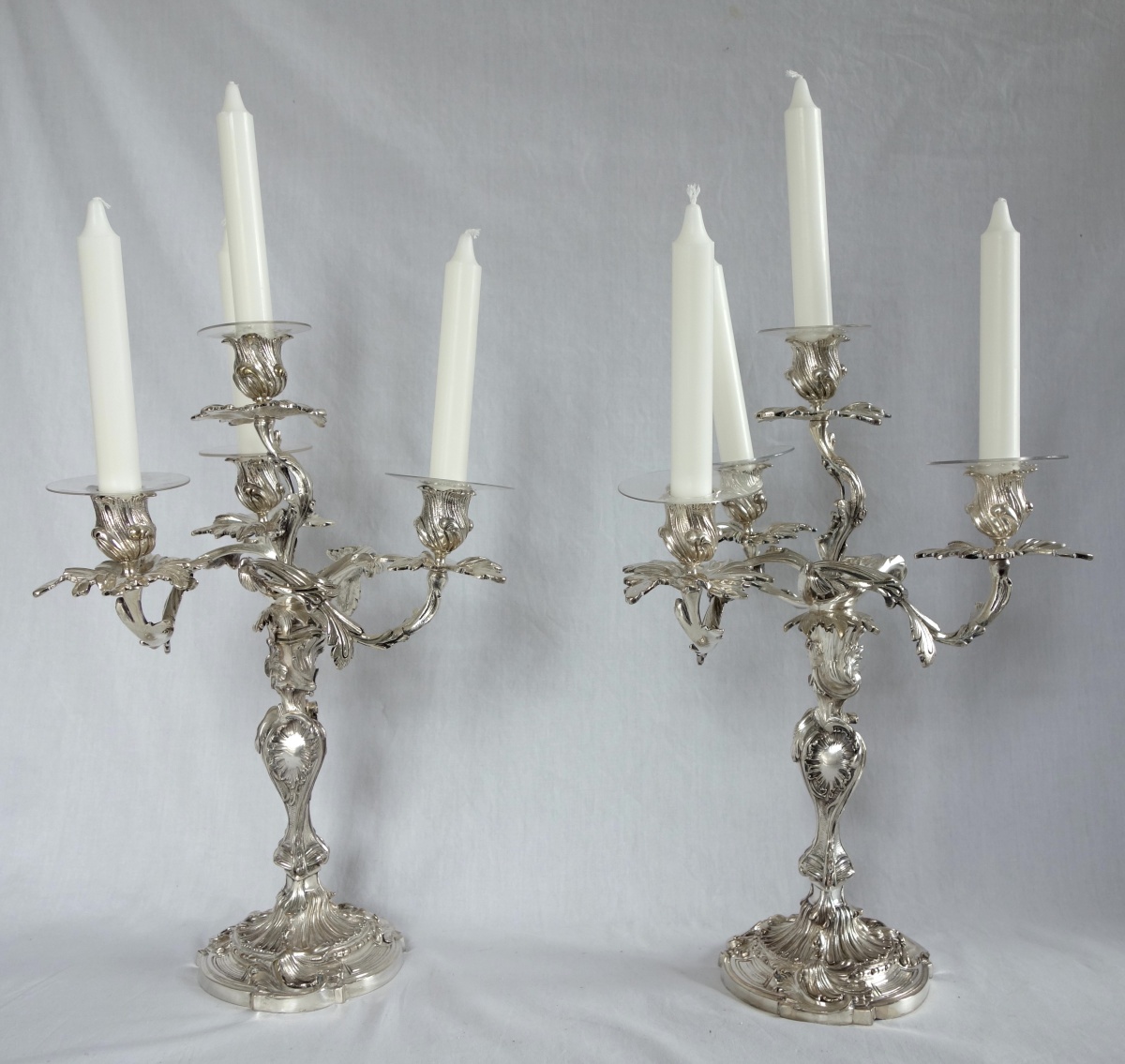 Détail — Pair of tall silverplated bronze Louis XV style candelabras after Meissonnier