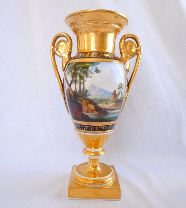 Détail — Vase d'ornement en porcelaine attribué à la Manufacture Darte - époque Empire Restauration