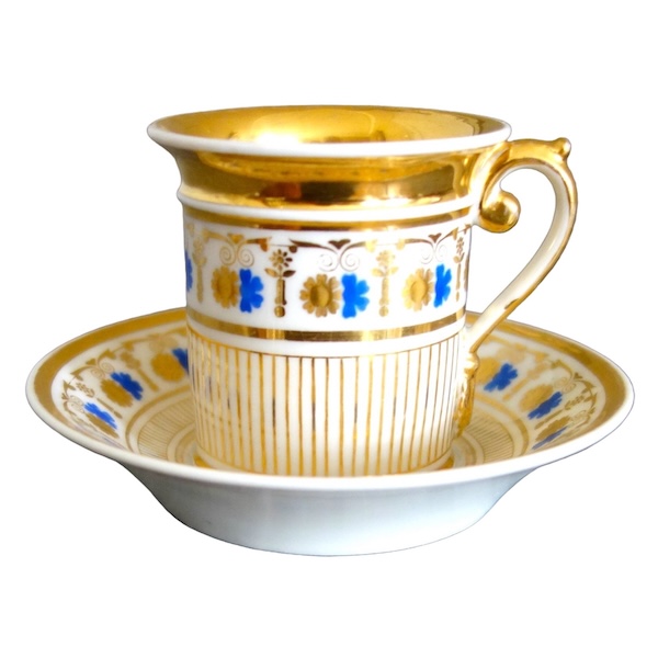 Tasse litron Empire en porcelaine de Paris bleu et or d'époque Restauration