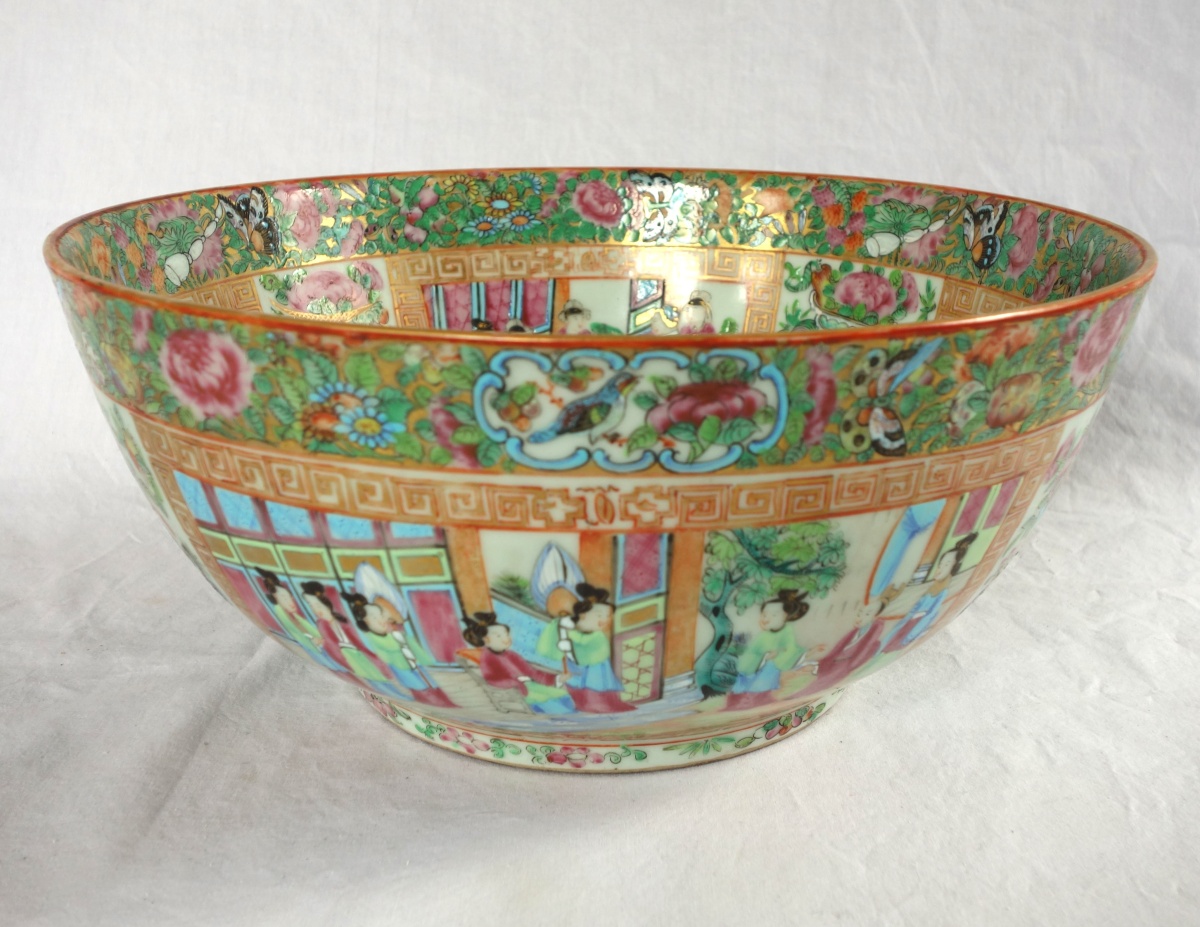 Détail — Grand bol à punch en porcelaine de Canton, Chine vers 1880 - 36cm