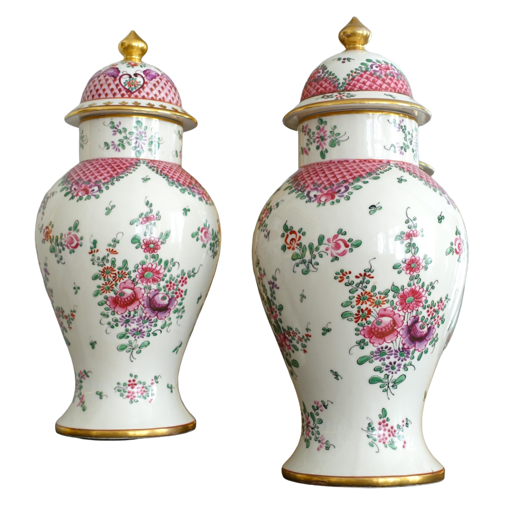 Paire de potiches en porcelaine dans le goût de la Chine - famille rose - Manufacture Samson