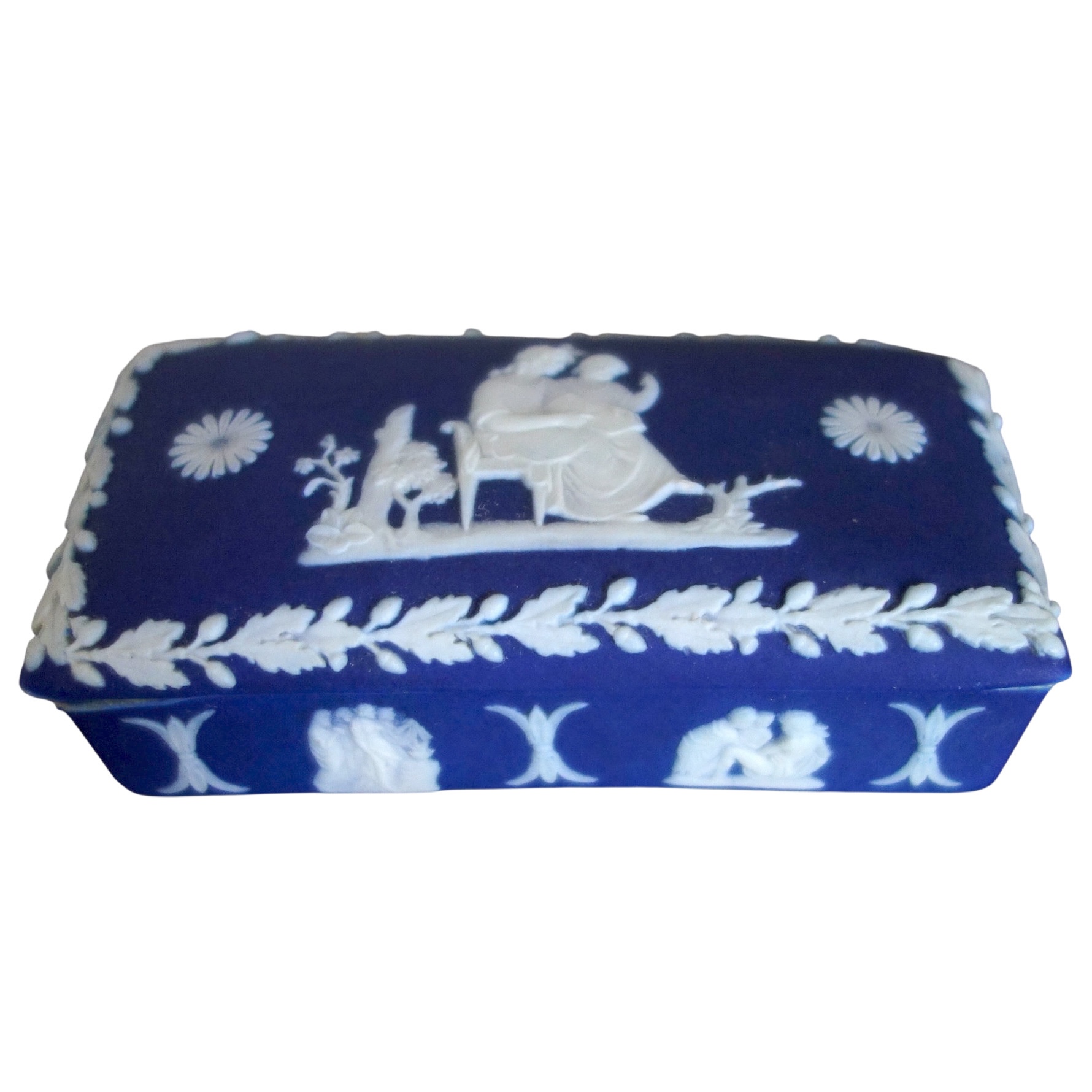 Wedgwood - boîte rectangulaire à l'antique en biscuit de porcelaine bleu foncé