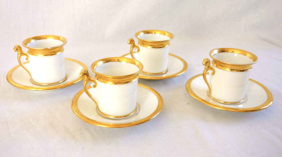 Detail — 4 Empire style litron-shaped coffee cups enhanced with fine gold