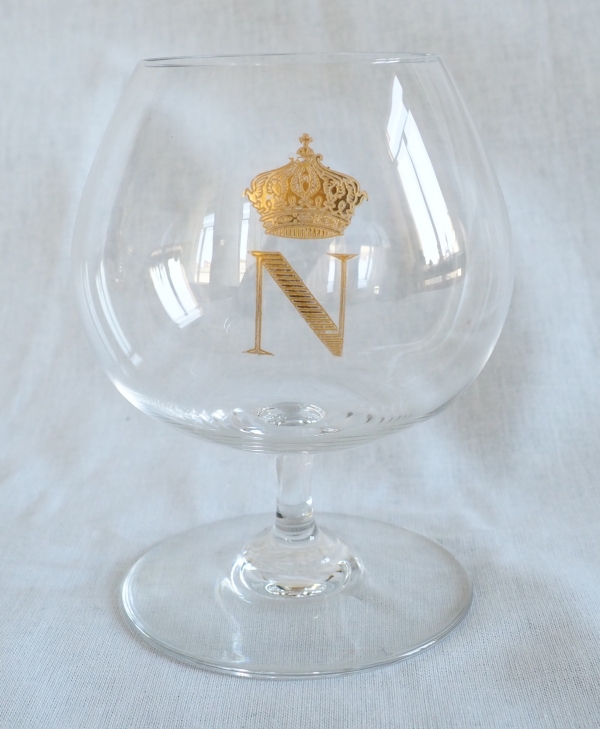 Détail — Verre à cognac en cristal de Baccarat, modèle Perfection Napoléon - signé - grand format - 11,5cm