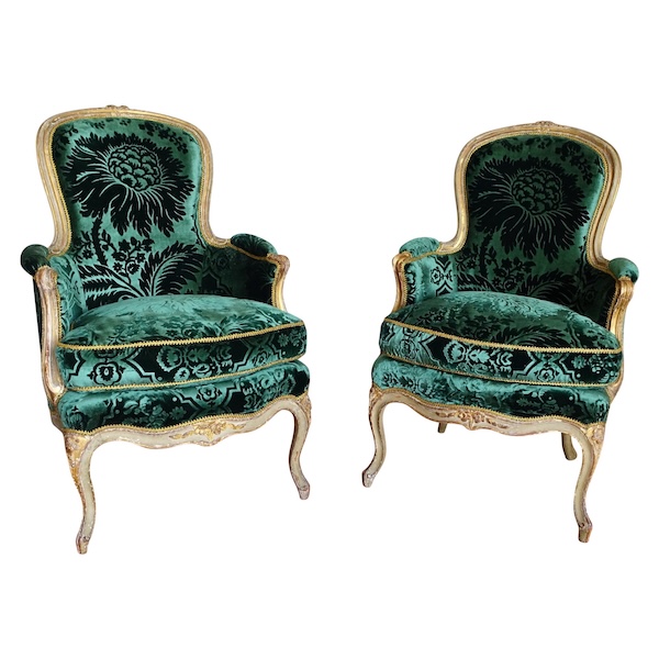 Louis Delanois - paire de bergères Louis XV en cabriolet - estampille - velours de soie