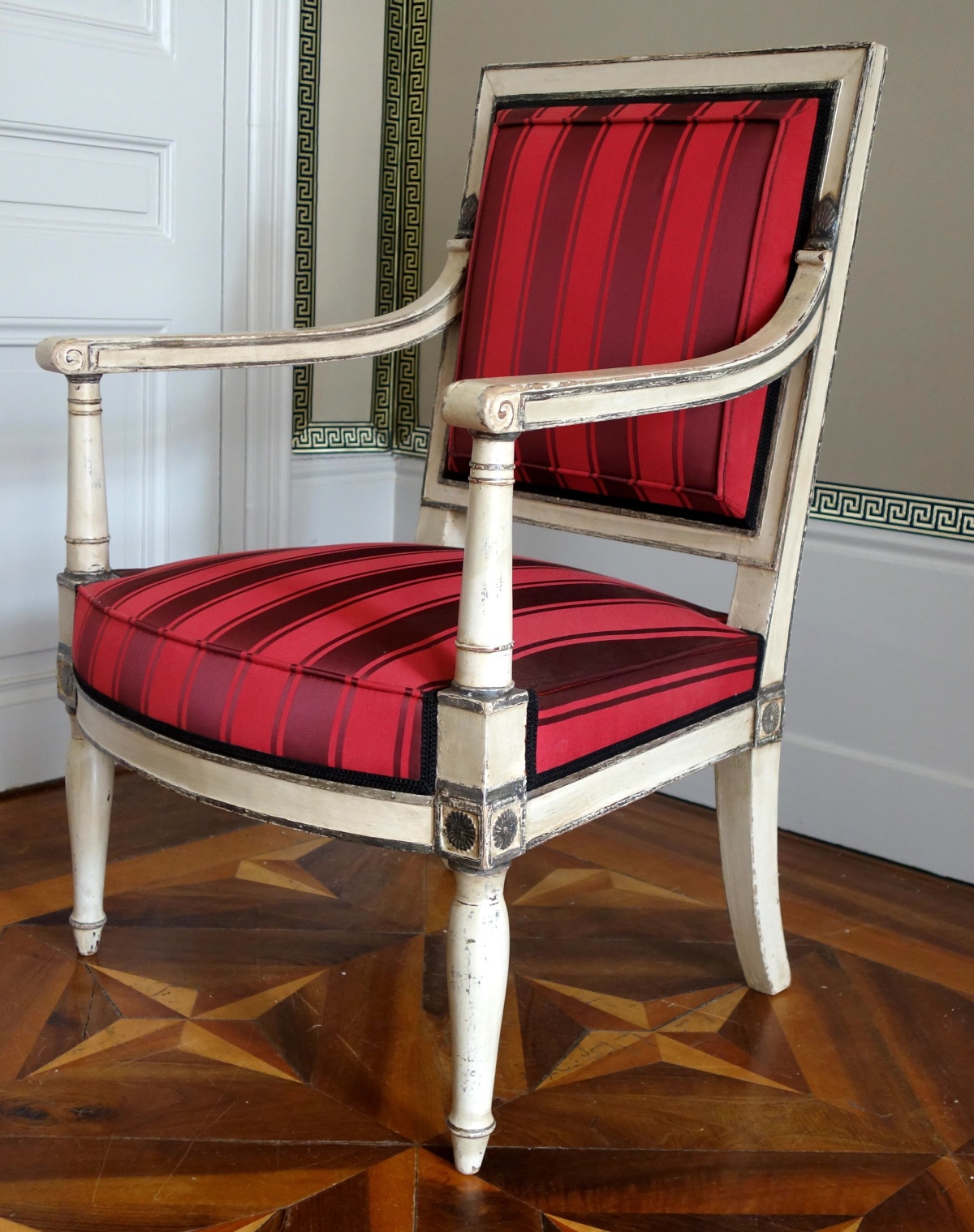 Détail — Fauteuil Empire impérial pour les Tuileries (marque fer & inventaire), attribué Jacob Desmalter