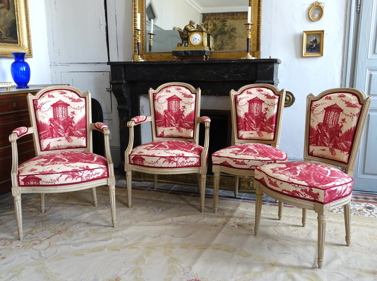 Détail — Claude Sené : mobilier de salon d'époque Louis XVI, fauteuils et chaises cabriolets estampillés
